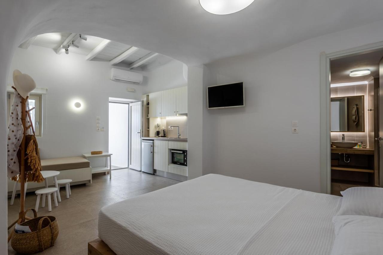 Anemi Suites Adamantas  Esterno foto