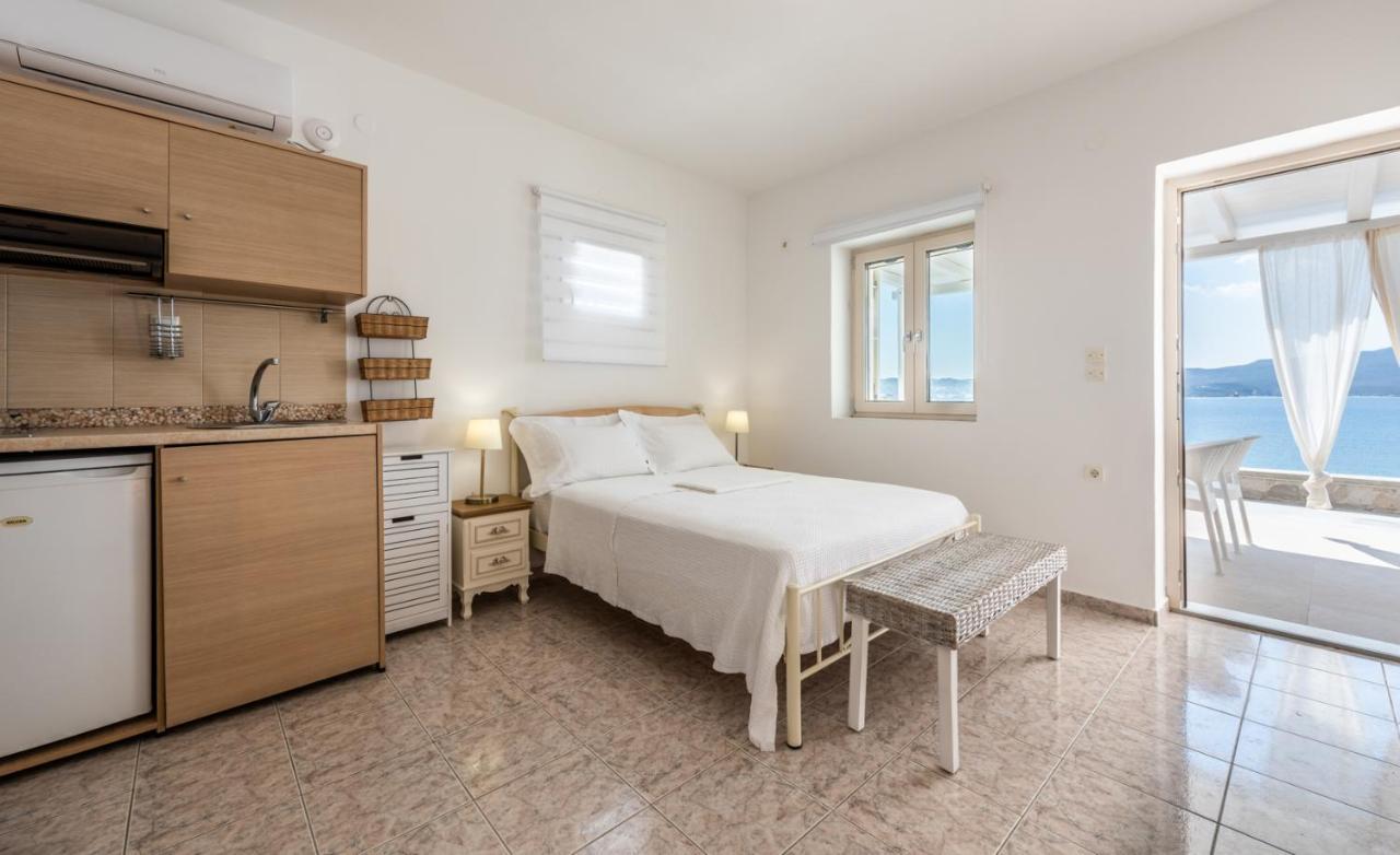 Anemi Suites Adamantas  Esterno foto