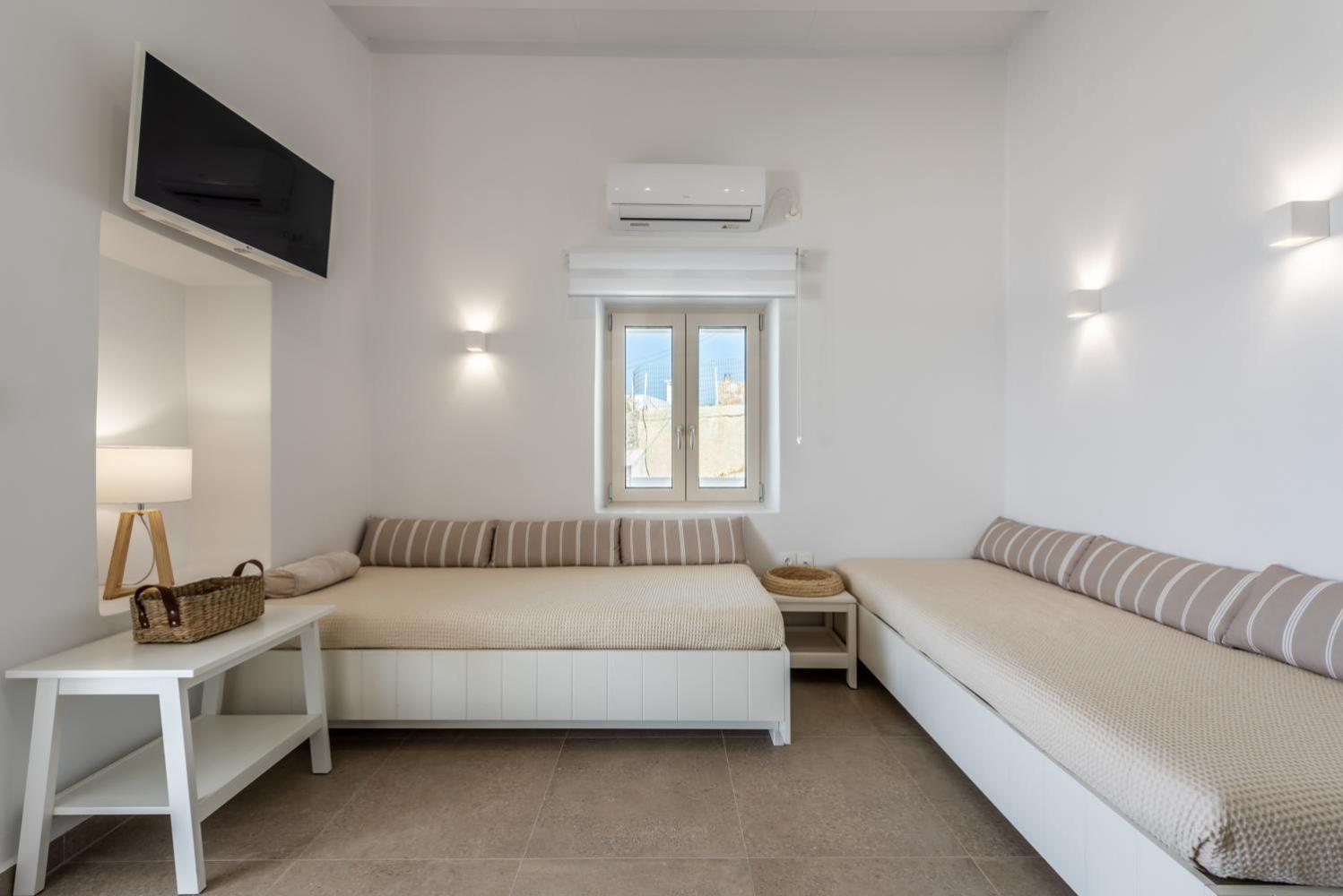 Anemi Suites Adamantas  Camera foto