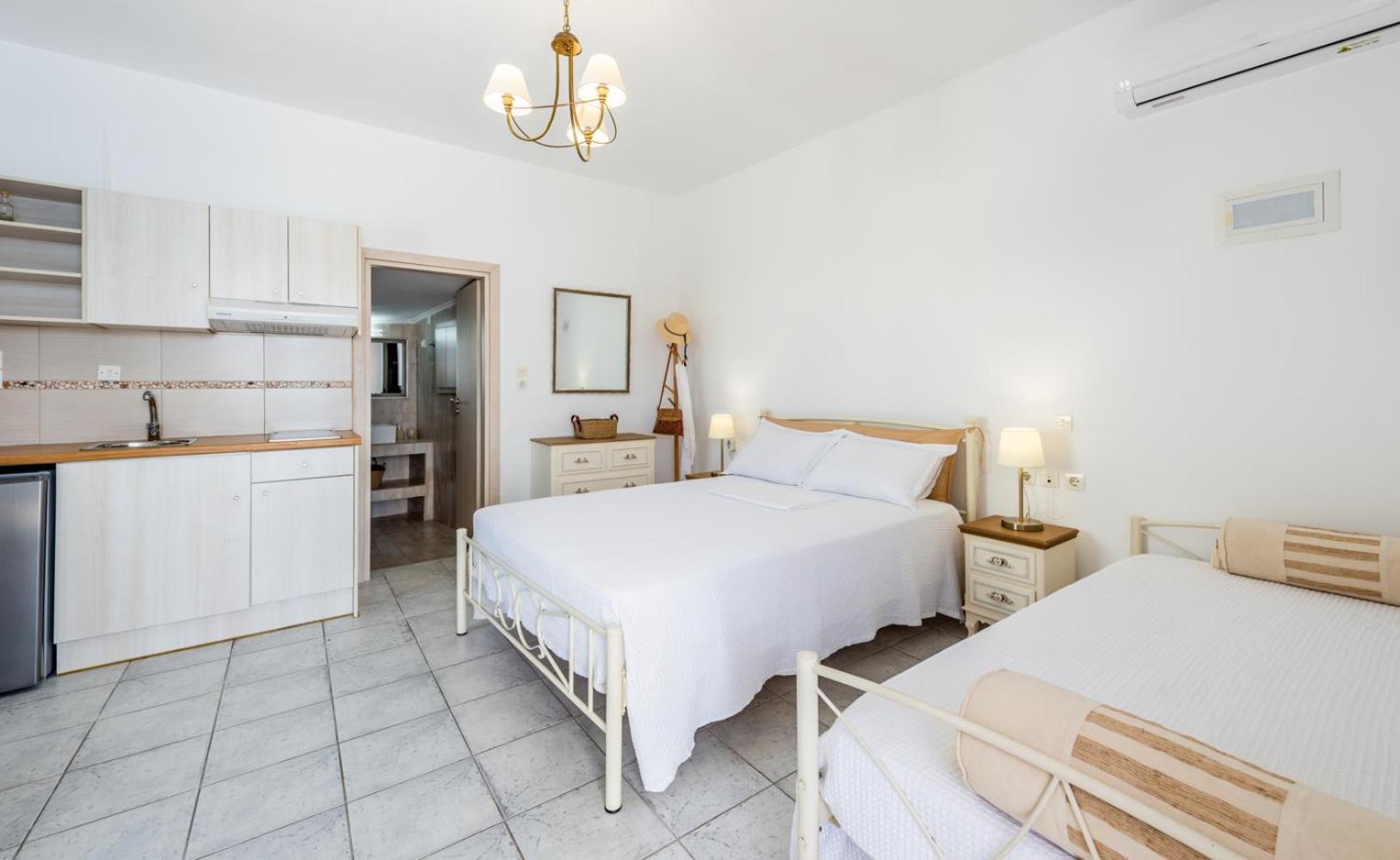 Anemi Suites Adamantas  Camera foto